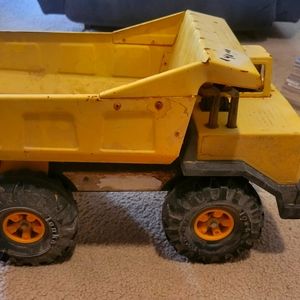 Vintage Metal Dump Truck
